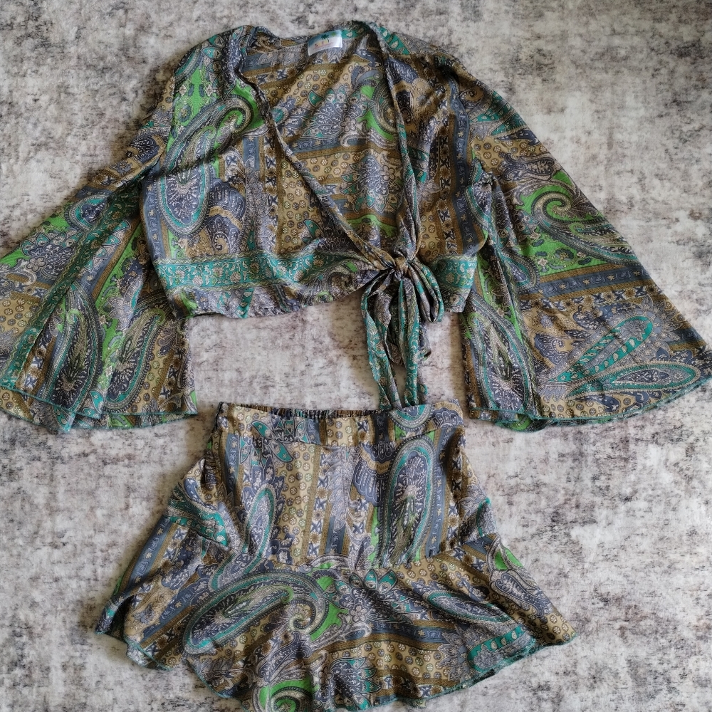 Sara Paisley Skirt Set in Green and Gold